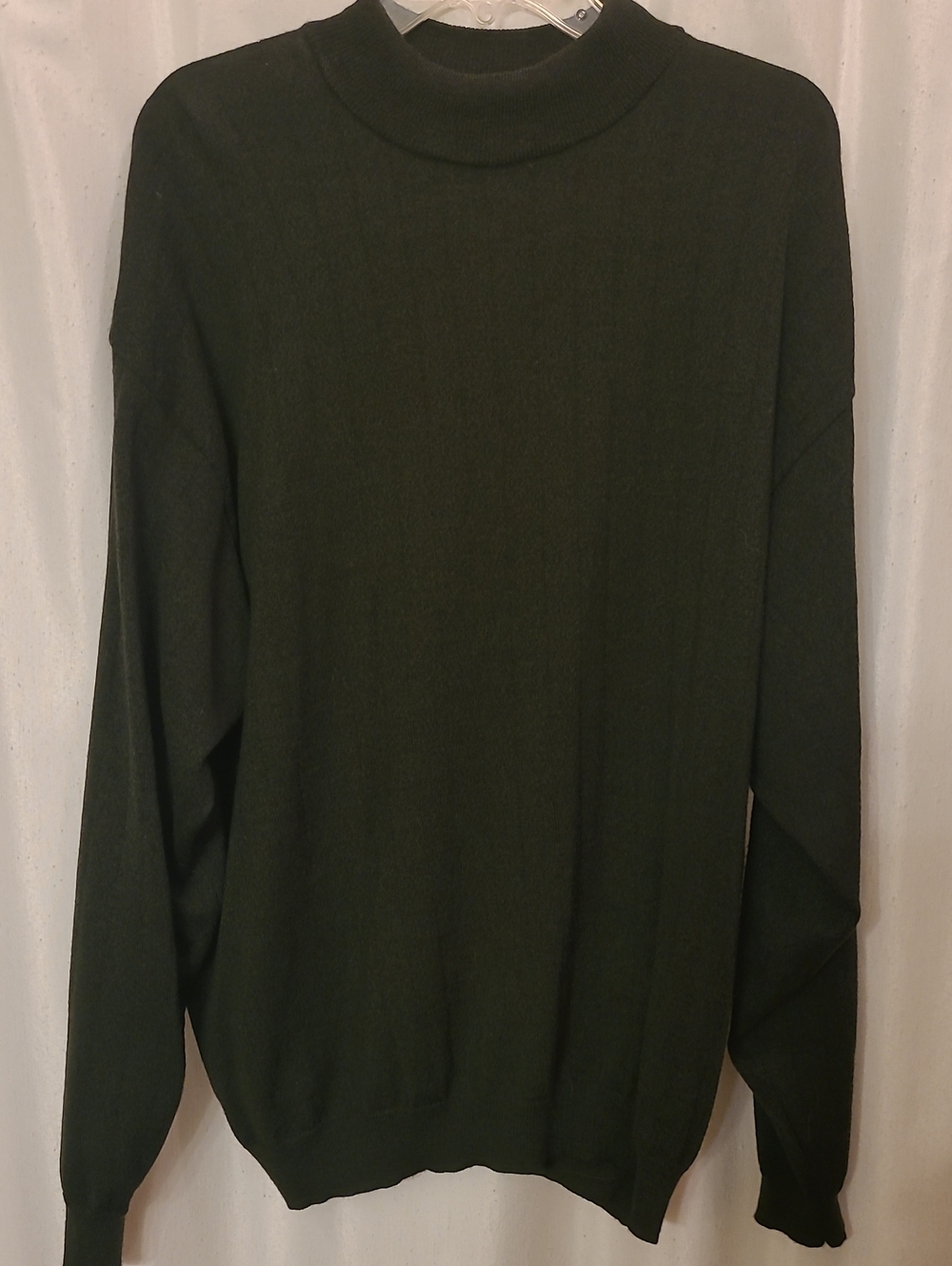 Covington Men's Dark Green Turtleneck Sweater